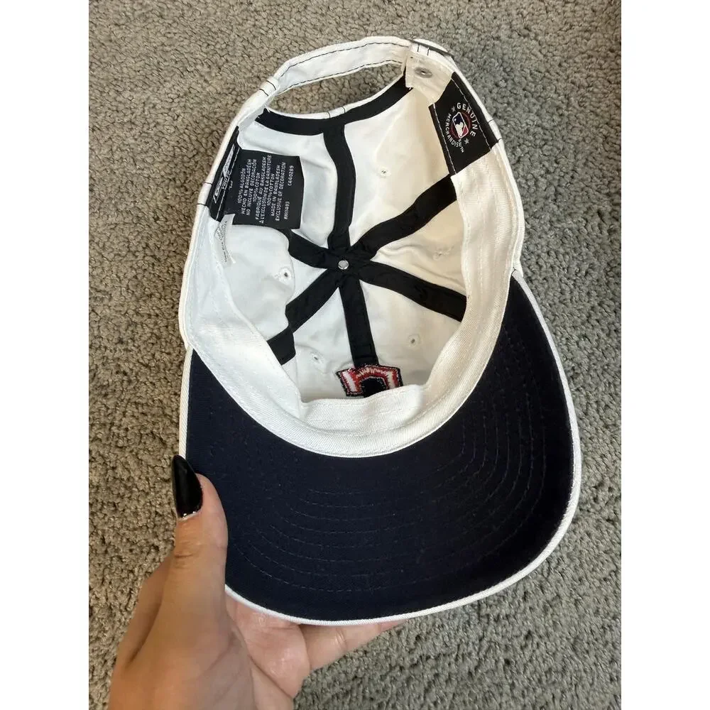 Cleveland Giants Hat Cap Strap Back Boys One Size White MLB Baseball New Era